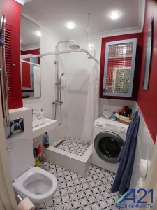 Светлая двухкомнатная квартира по ул. Октябрьская 155