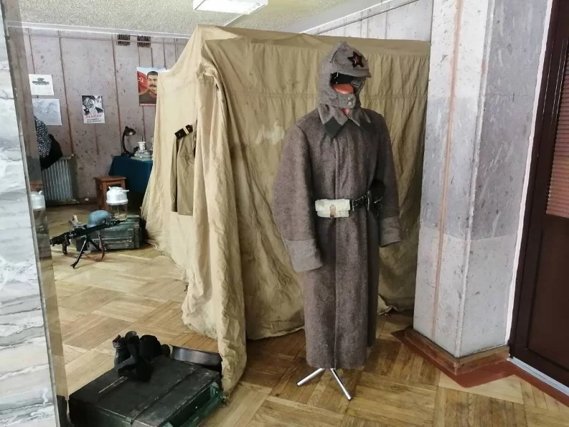Богатырка или будёновка? Во Дворце искусств проходит выставка обмундирования
