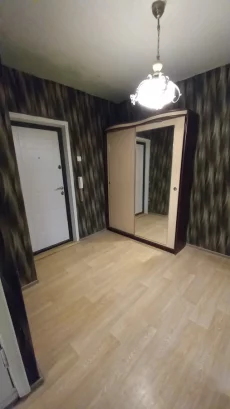 1-комнатную квартиру на 6 м/р