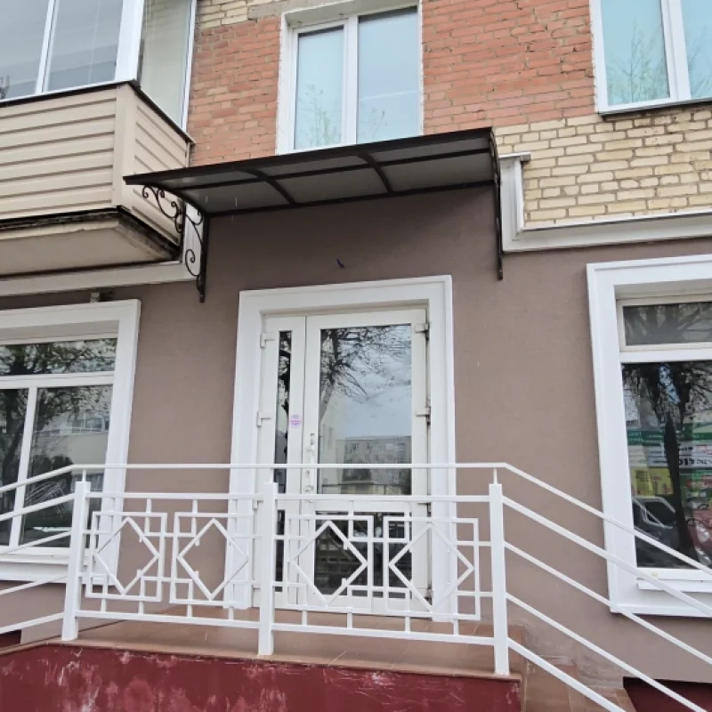 Здесь раньше был магазин купил бланка выд, теперь он закрылся.