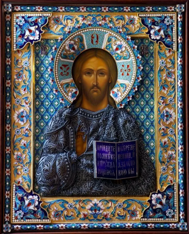 Часы, статуэтки, граммофон (дорого)