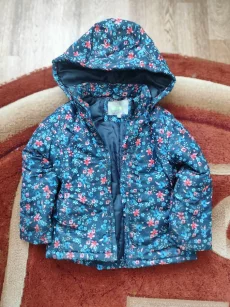 Куртка для девочки на весну
