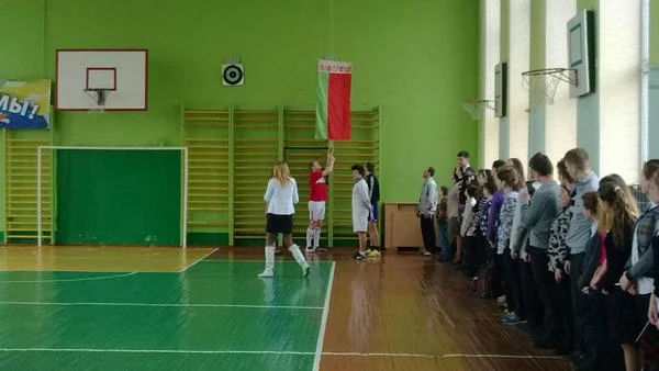 Посоревновались в мини-футболе
