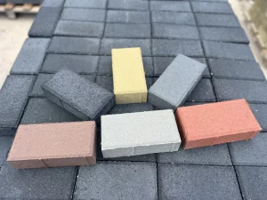 Плитка тротуарная, бордюры, блоки газосиликатные