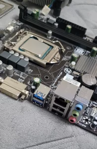 Материнская плата 1150