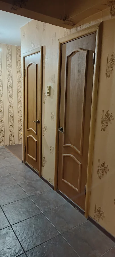 1-комнатную квартиру на длительный срок