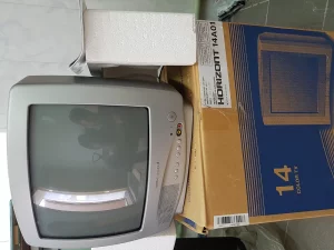 Маленький телевизор б/у