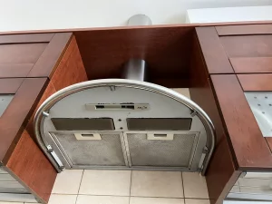 Вытяжка кухонная