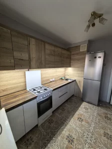 Однокомнатную квартиру на длительный срок