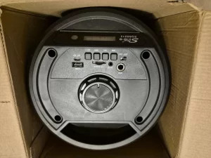 Беспроводная караоке колонка ZQS 6212 с микрофоном 70 рублей