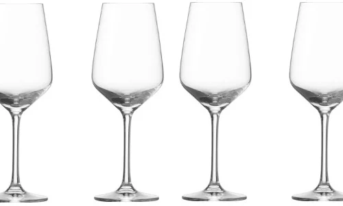 Бокалы для вина влияют на вкус напитка