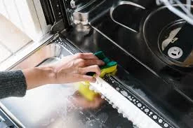 Основные правила ухода за посудомоечной машиной для долгой службы