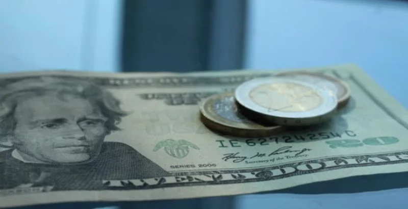 Курсы валют на 23 января 2023: курс доллара – 2.6278, курс евро – 2.8587, российский рубль – 3.8291