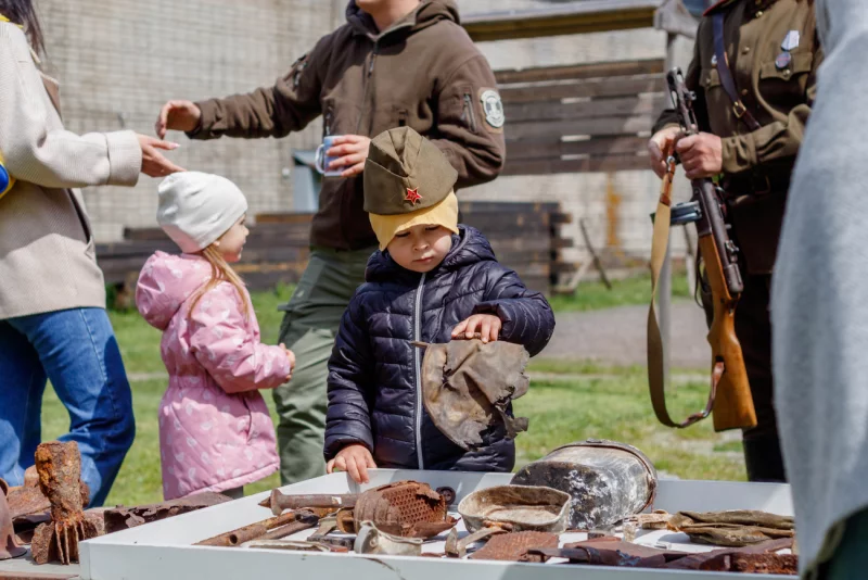 Выставка клуба военно-исторической реконструкции 