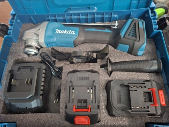 УШМ Makita аккумуляторная