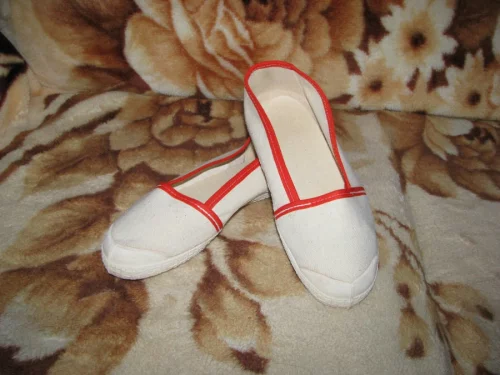 Тапки спортивные р. 36-37