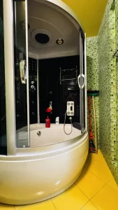 Двухкомнатная квартира по ул. 50 лет ВЛКСМ, д. 77