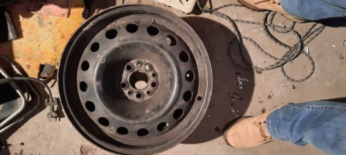 2 железных диска r16