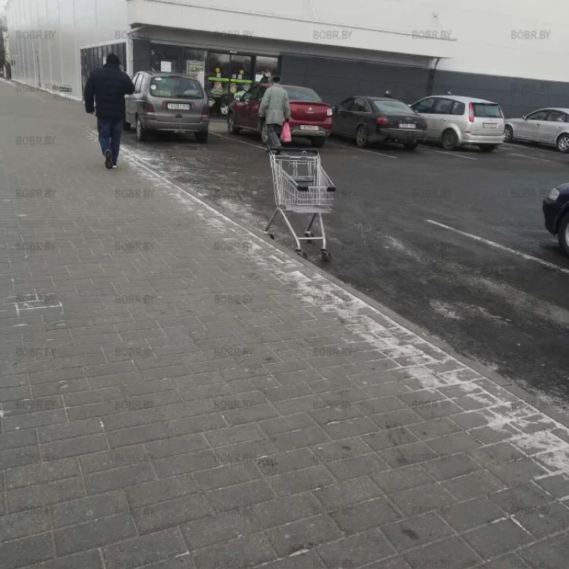 А закатить в магазин тяжело? 
