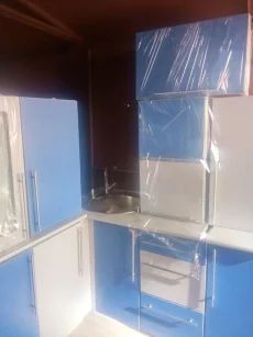 Кухню угловую Blue metallic с мойкой кранами