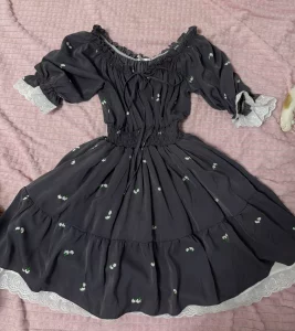 Всё по 10 рублей