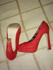 Туфли женские красные под замш