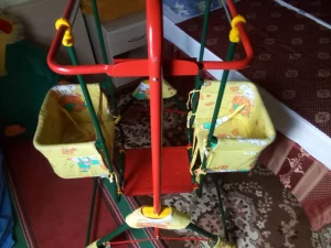 Детская качелька для двоих