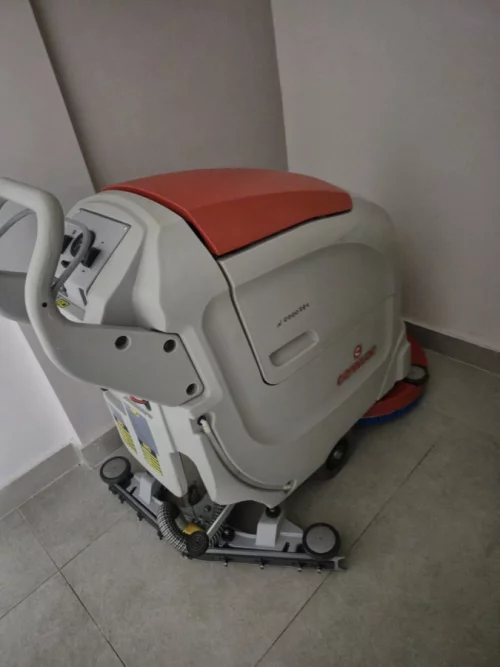 Уборщица в продуктовый магазин