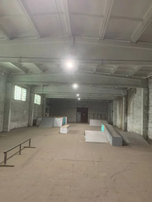 Склад 1000 метров в аренду с ЖД путями