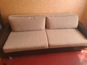 Диван