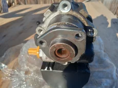 Насос гидроусилителя руля к Mercedes Sprinter 1997 г.в., объем 2.3 диз