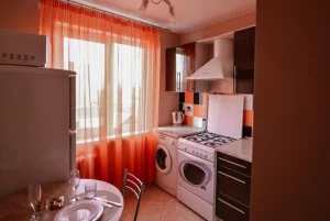 2-ух комнатную Ленина 51