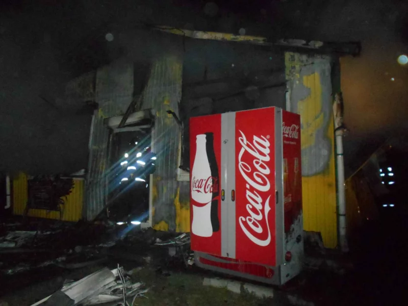 В Бобруйском районе горел магазин