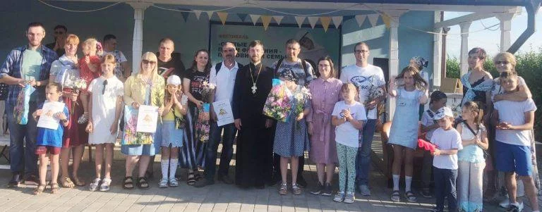 В Иверском храме Бобруйска прошел фестиваль «Петр и Феврония — покровители семьи»