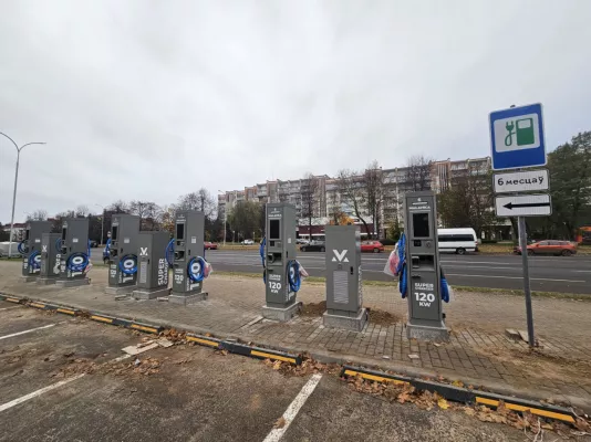 Электрокар можно будет зарядить с видом на Бобруйский горисполком