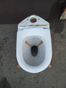 Унитазы