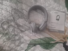 Наушники из Германии. Состояние новых. 30 р