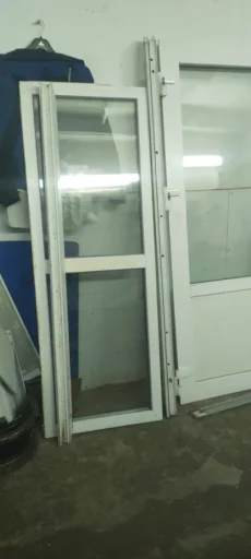 Комплект входной двери ПВХ (2 створки, стеклопакет)