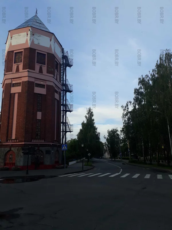 Здание