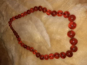 Бусы янтарные