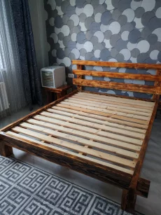 Кровать деревянная 160х200