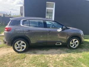 Вся в родном окрасе два комплекта резины цена 20000 по курсу обмен