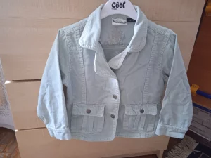Куртка, пиджак на 4 - 5 лет на девочку
