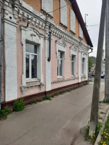 3-х комнатная, паровое отопление