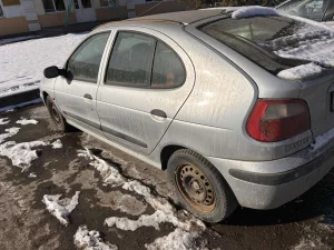 Рено Меган 1.6 АКПП хэтчбек
