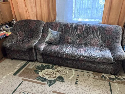 Диван и два кресла