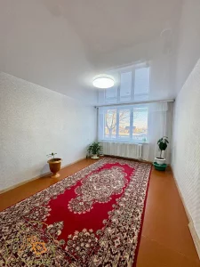 2-х комн. просторная квартира в г. Кировске, по улице Гагарина, д. 15