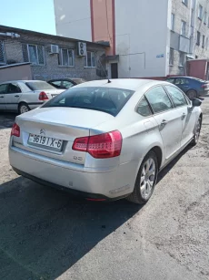Авто в аренду Citroen C5 2010 года