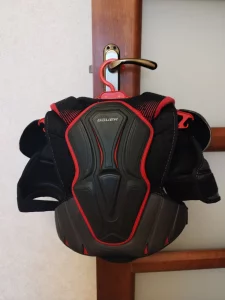 Нагрудник хоккейный Bauer Vapor