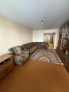 Просторная 3-комнатная квартира в самом центре города